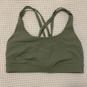 Lululemon wonder train bra